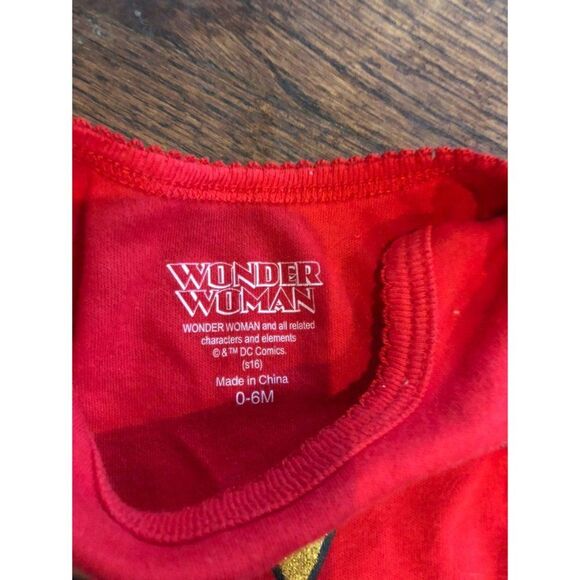 Wonder woman 0 to 6 month Halloween - Picture 2 of 3